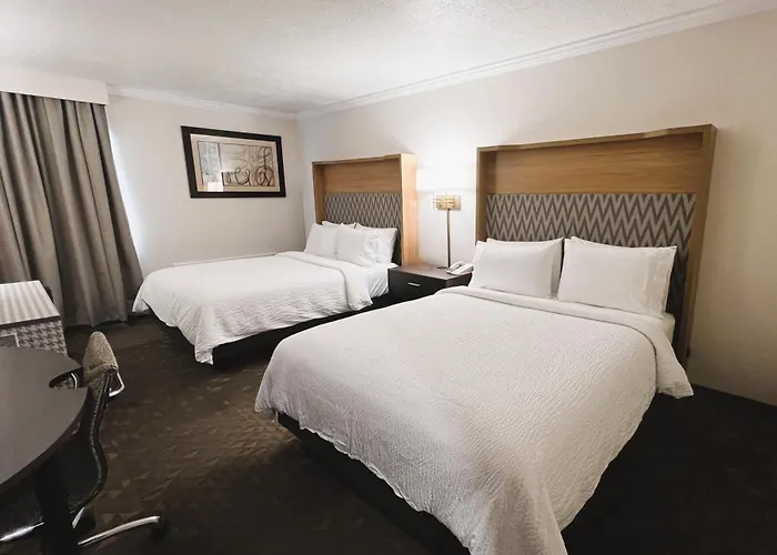 Hotel By Ihg