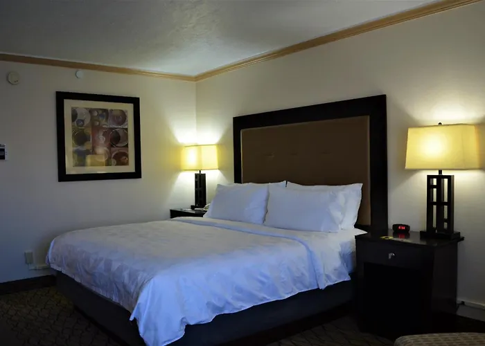 By Ihg Hotel